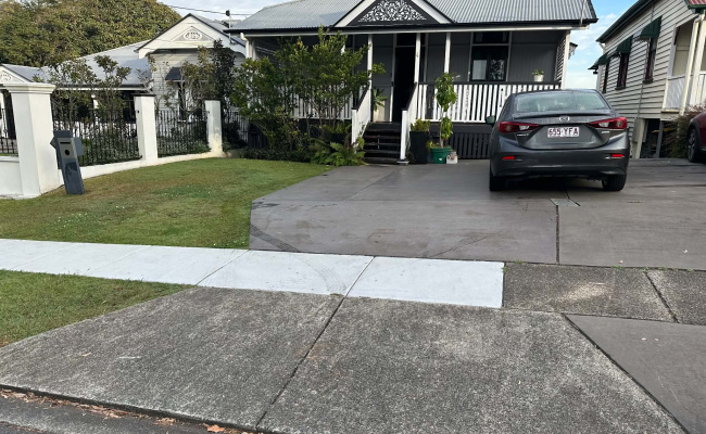 Driveway parking on Wyndham Street in Herston Queensland
